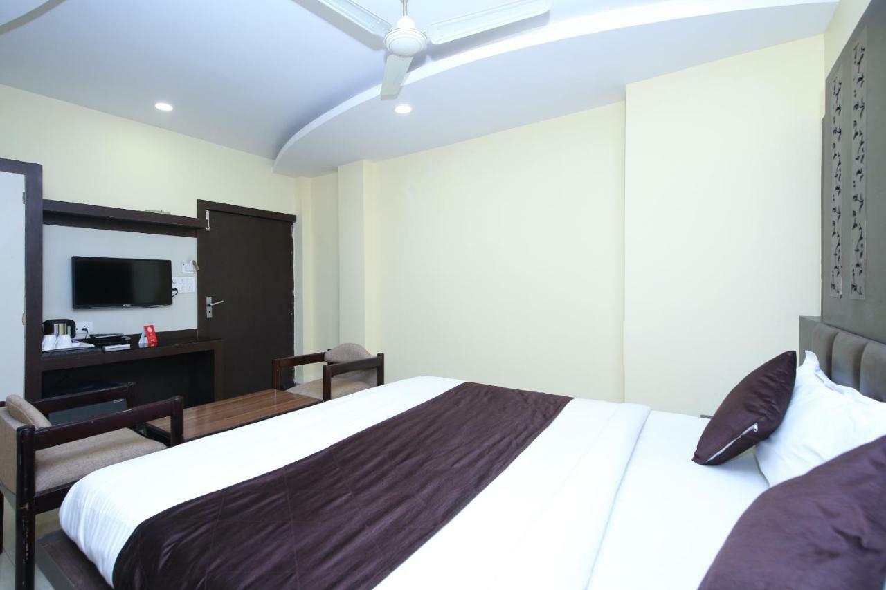 Hotel Rahul Jabalpur Buitenkant foto