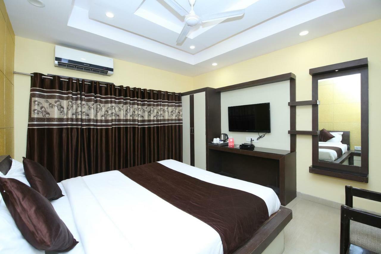 Hotel Rahul Jabalpur Buitenkant foto
