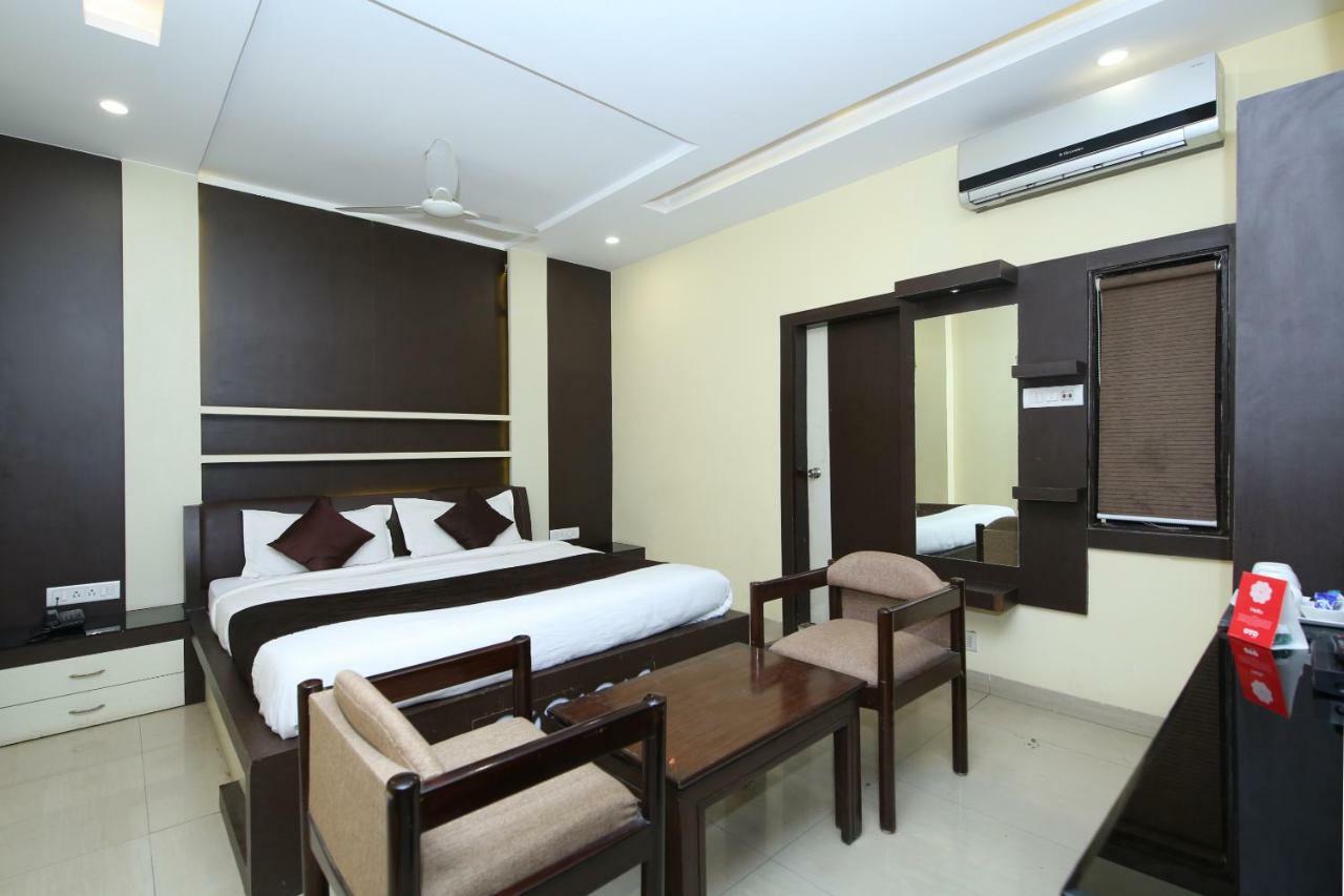 Hotel Rahul Jabalpur Buitenkant foto